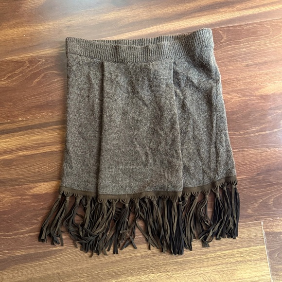 STELARA Alpaca Blend Fringed Knit Skirt Size Medium - Picture 1 of 8